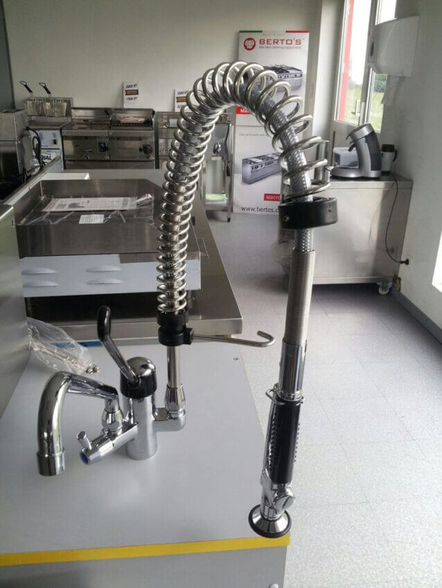 Comment choisir le bon robinet de cuisine professionnel ?