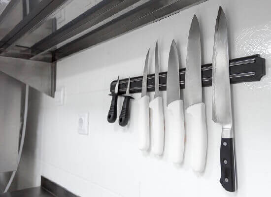 rangement mural couteau de cuisine