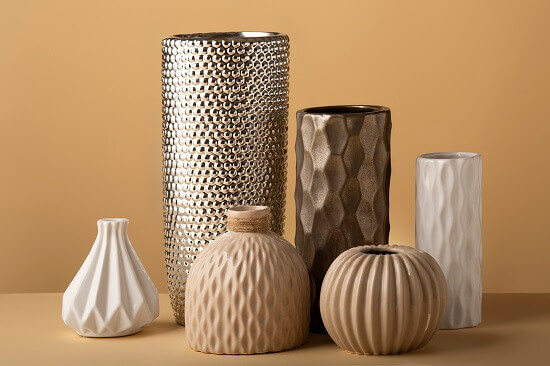 vases de série en colonne et cylindrique