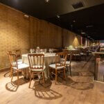 Professionnel de la restauration : pourquoi opter pour des mobiliers en bois